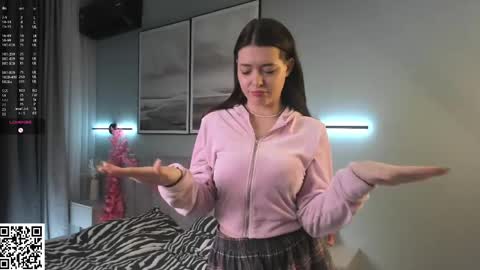 Mira the personal mirage D online show from April 24, 7:27 pm