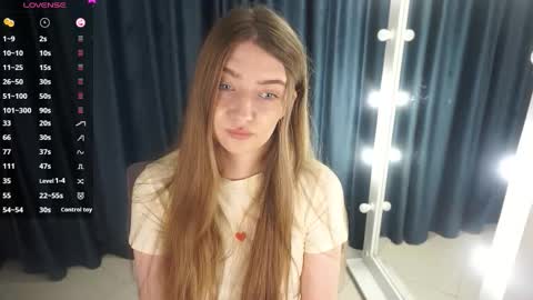 Snapshot of jeanfrancoa chatting on October 17, 5:05 pm Haily online show from October 17, 5:05 pm