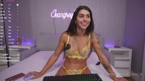 Snapshot of jeangreybianca chatting on January 16, 8:46 pm Bianca online show from January 16, 8:46 pm