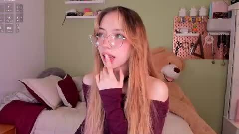 Jelly  online show from June 15, 2:45 am