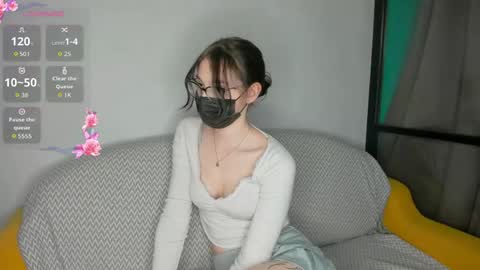 Molly online show from June 8, 12:17 am
