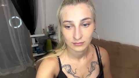 Joani online show from July 14, 9:41 pm