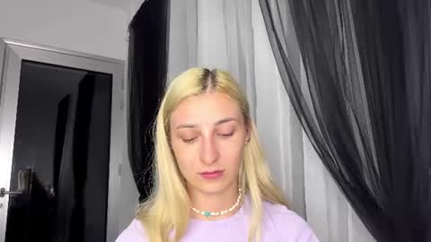 Joani online show from July 27, 9:34 pm