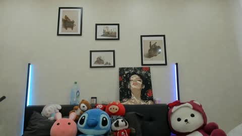 Dolly online show from March 12, 1:36 pm