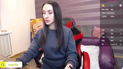 Snapshot of jeniferstone chatting on February 9, 7:16 am Kira online show from February 9, 7:16 am