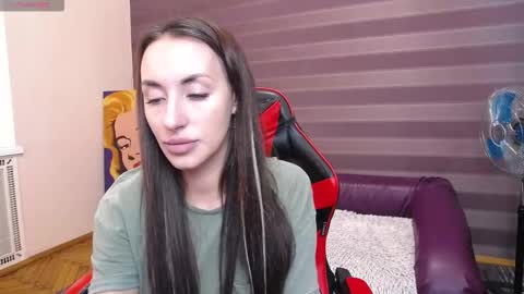 Snapshot of jeniferstone chatting on September 9, 8:36 am Kira online show from September 9, 8:36 am