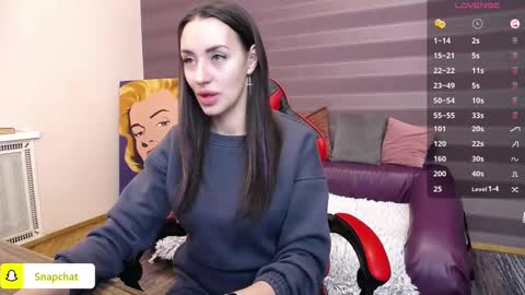 Snapshot of jeniferstone chatting on February 10, 7:26 am Kira online show from February 10, 7:26 am
