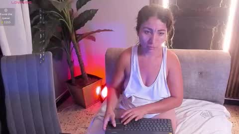 Valentina online show from March 1, 8:30 pm