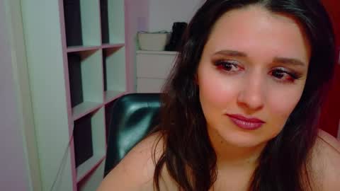 Snapshot of jenna_sxy19 chatting on January 18, 6:53 pm jennasxy19 online show from January 18, 6:53 pm
