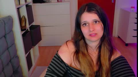 Snapshot of jenna_sxy19 chatting on October 2, 7:52 pm jennasxy19 online show from October 2, 7:52 pm