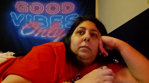 Snapshot of jennabrady chatting on February 13, 3:35 pm Dragon Queen. Be my Dragon -- and online show from February 13, 3:35 pm