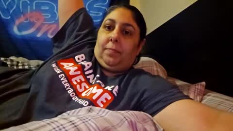 Snapshot of jennabrady chatting on February 25, 9:15 pm Dragon Queen. Be my Dragon -- and online show from February 25, 9:15 pm