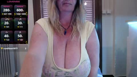 Jenna online show from April 14, 11:54 am