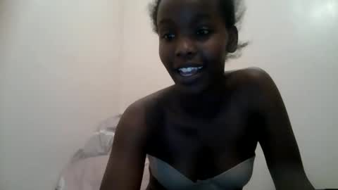 jenncuty9 online show from June 6, 8:09 am