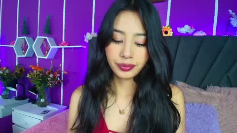 Snapshot of jenner_mills chatting on December 16, 3:51 am Jenner online show from December 16, 3:51 am