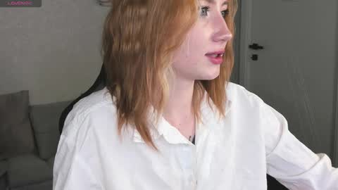 Jennie online show from December 18, 9:47 am