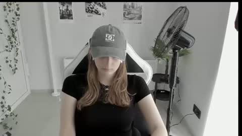 Karla online show from June 11, 10:01 am