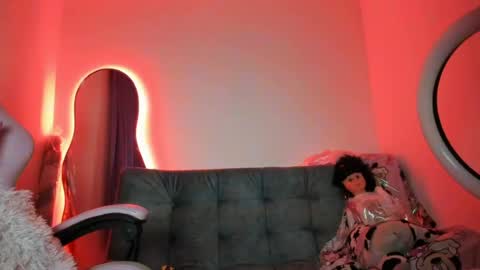 jennifer_bodyy0404 online show from July 20, 3:09 am