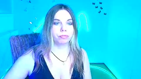 Jennifer online show from February 23, 12:48 pm