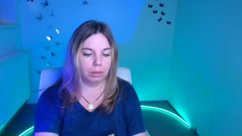 Snapshot of jennifer_moree chatting on September 27, 5:47 am Jennifer online show from September 27, 5:47 am