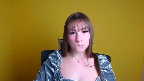 Snapshot of jennifer_xo_ chatting on December 12, 6:42 pm Jennifer online show from December 12, 6:42 pm