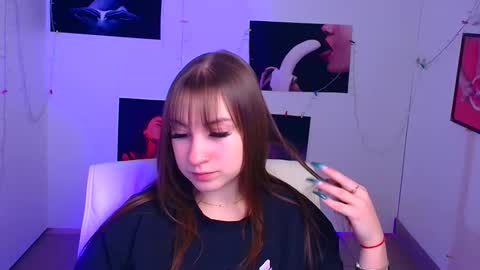 Snapshot of jennifer_xo_ chatting on December 10, 12:38 pm Jennifer online show from December 10, 12:38 pm