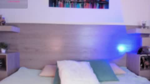 Snapshot of jennmiller_ chatting on January 3, 12:08 pm online show from January 3, 12:08 pm