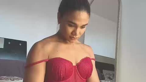 Jenn online show from January 8, 6:34 pm