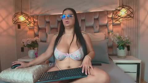 Jennsexy  online show from May 11, 6:49 pm