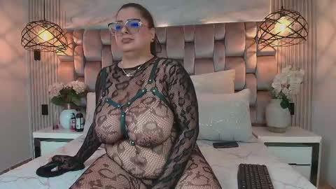 Jennsexy  online show from June 6, 7:42 pm