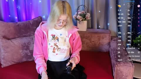 Snapshot of jenny_bunny_ chatting on January 10, 1:21 am jenny_bunny_ online show from January 10, 1:21 am