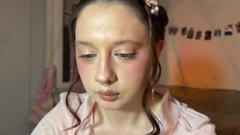 Jennifer Jenny Darling   online show from July 28, 7:39 pm