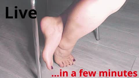 Snapshot of jenny_fighterfeet chatting on March 8, 8:51 am Jenny online show from March 8, 8:51 am