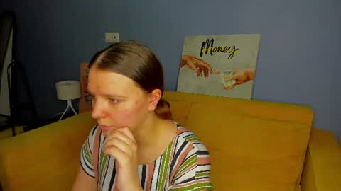 Jenny online show from June 24, 9:19 am