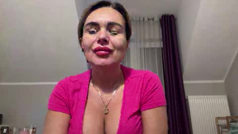 Snapshot of jenny_play1 chatting on October 15, 8:06 am Jenny online show from October 15, 8:06 am
