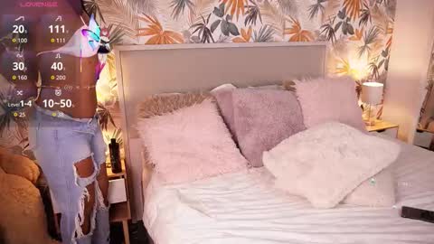 Snapshot of jenny_roberts96 chatting on September 14, 10:07 pm Jenny Roberts online show from September 14, 10:07 pm