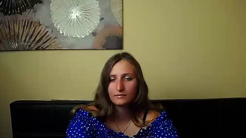 jenny_smille_ online show from June 26, 6:14 am