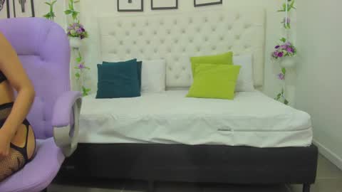 Snapshot of jenny_stark chatting on March 9, 7:05 pm jenny_stark online show from March 9, 7:05 pm