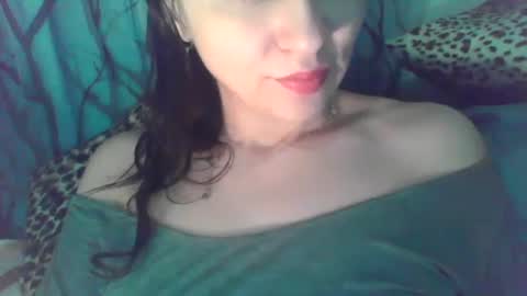 Snapshot of jennyferdoe chatting on February 14, 10:58 pm jennyferdoe online show from February 14, 10:58 pm