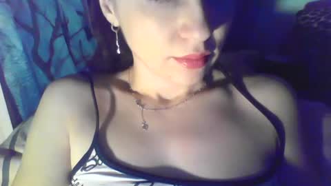 Snapshot of jennyferdoe chatting on January 29, 10:43 pm jennyferdoe online show from January 29, 10:43 pm