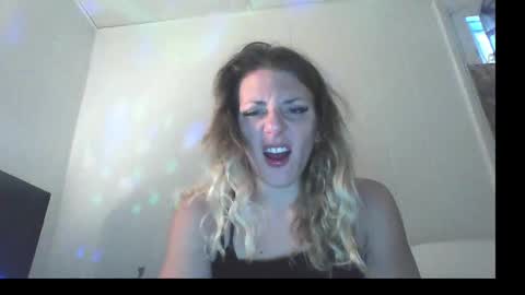 jennyisasquirter online show from November 2, 1:47 pm