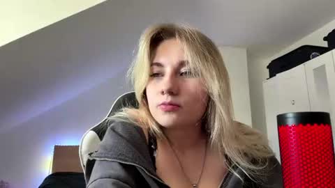 Sonya online show from July 24, 11:41 am