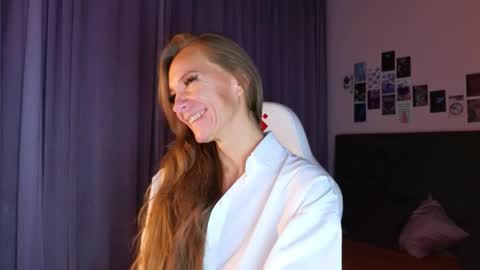 Snapshot of jesica_moon_peachy chatting on September 18, 1:48 am jesica_moon_peachy online show from September 18, 1:48 am
