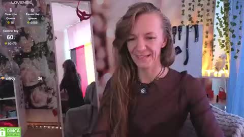 jesica_moon_peachyy online show from June 14, 4:57 am