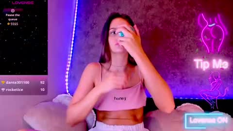 Jess online show from June 23, 10:13 am