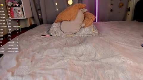 Jess online show from March 26, 3:41 am