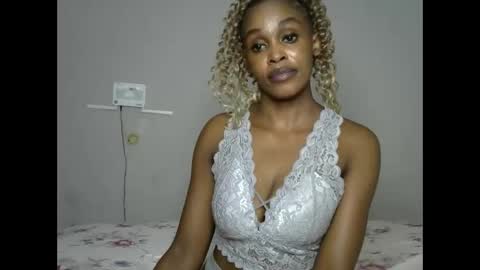 jessajoyy online show from September 20, 8:12 am