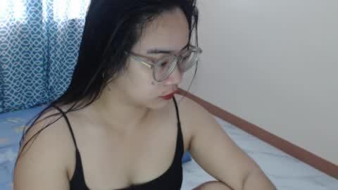 Jessa online show from April 3, 1:47 am