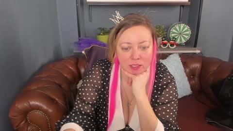 Snapshot of jessica_foxie chatting on January 9, 11:14 am Jessica online show from January 9, 11:14 am