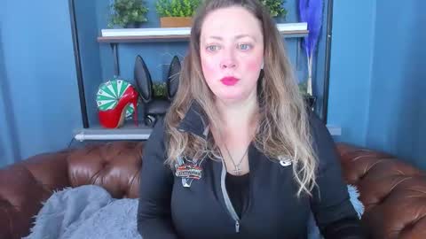Snapshot of jessica_foxie chatting on March 5, 11:49 am Jessica online show from March 5, 11:49 am